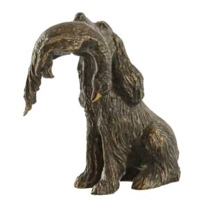 Lovergreen kleine Bronzestatue Motiv Cockerspaniel mit Fasan im Maul